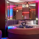 L'horizon - Romantique Avec Jacuzzi, Sauna, Piscine & Video Projecteur * Vieille-Toulouse